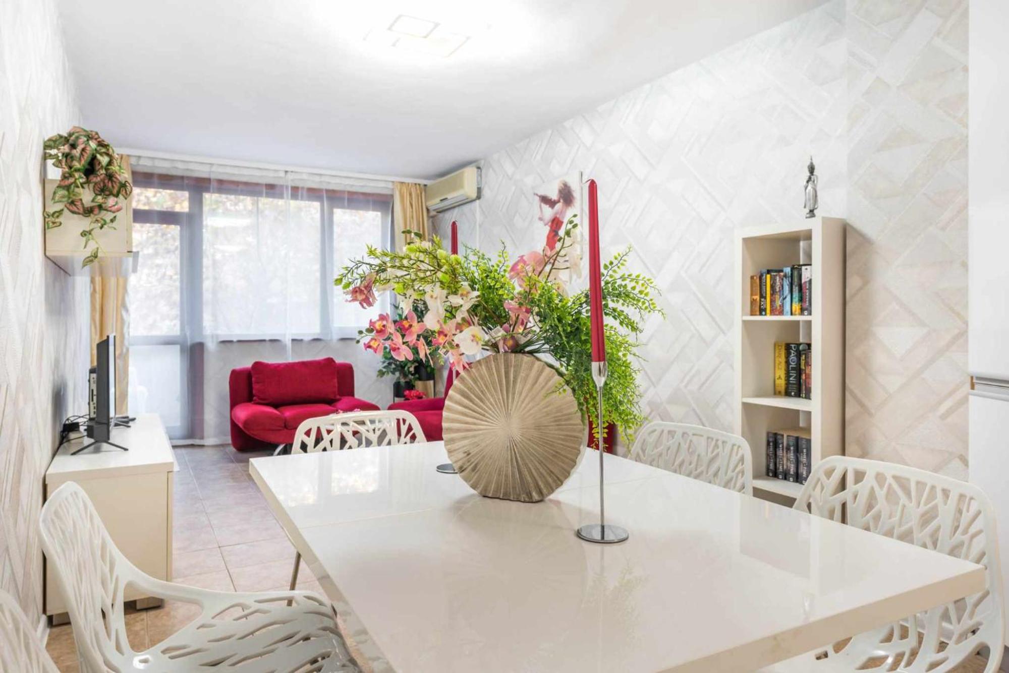 Red Velvet Apartment Varna Extérieur photo